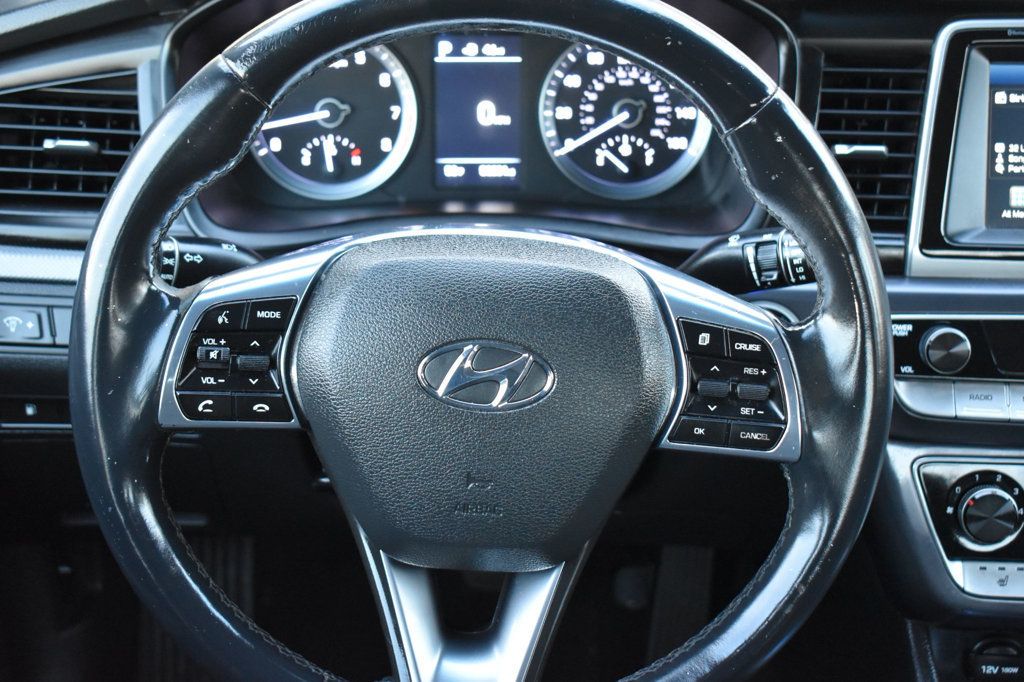 2018 Hyundai Sonata  - 23008772 - 25