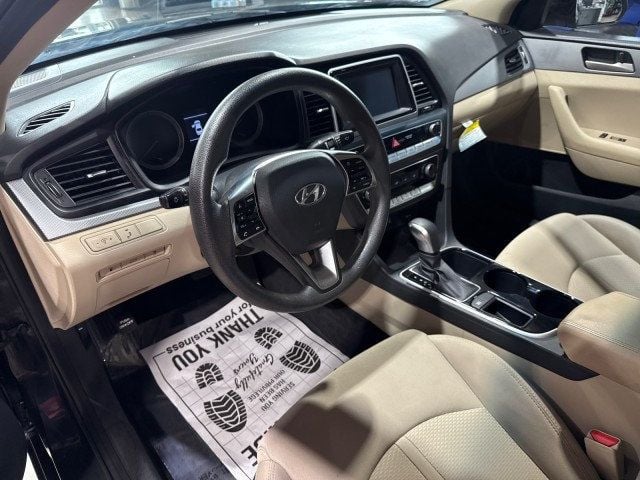 2018 Hyundai Sonata SE 2.4L - 22920495 - 11