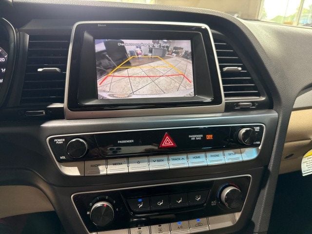 2018 Hyundai Sonata SE 2.4L - 22920495 - 15