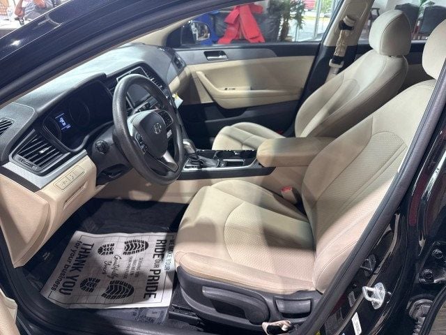 2018 Hyundai Sonata SE 2.4L - 22920495 - 16
