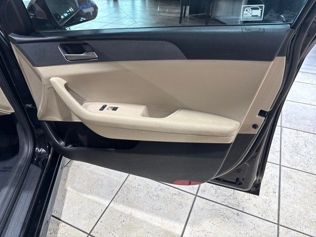2018 Hyundai Sonata SE 2.4L - 22920495 - 25