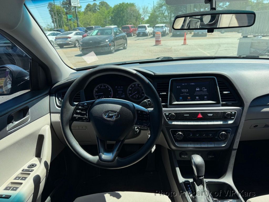 2018 Hyundai Sonata SE 2.4L - 23011958 - 13