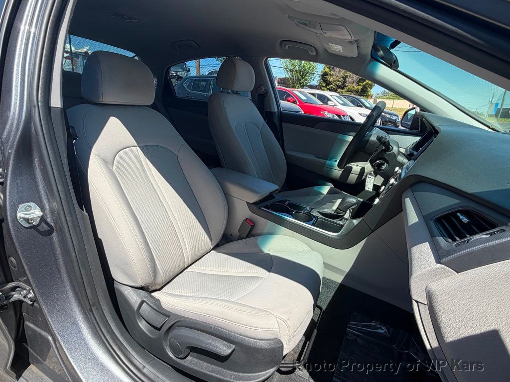 2018 Hyundai Sonata SE 2.4L - 23011958 - 16