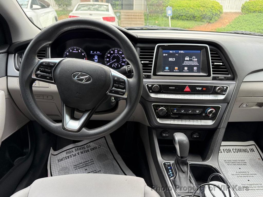 2018 Hyundai Sonata SE 2.4L - 23022507 - 15