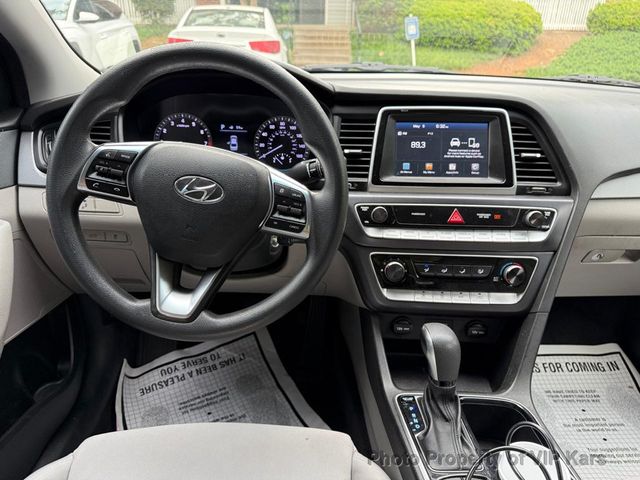 2018 Hyundai Sonata SE 2.4L - 23022507 - 15