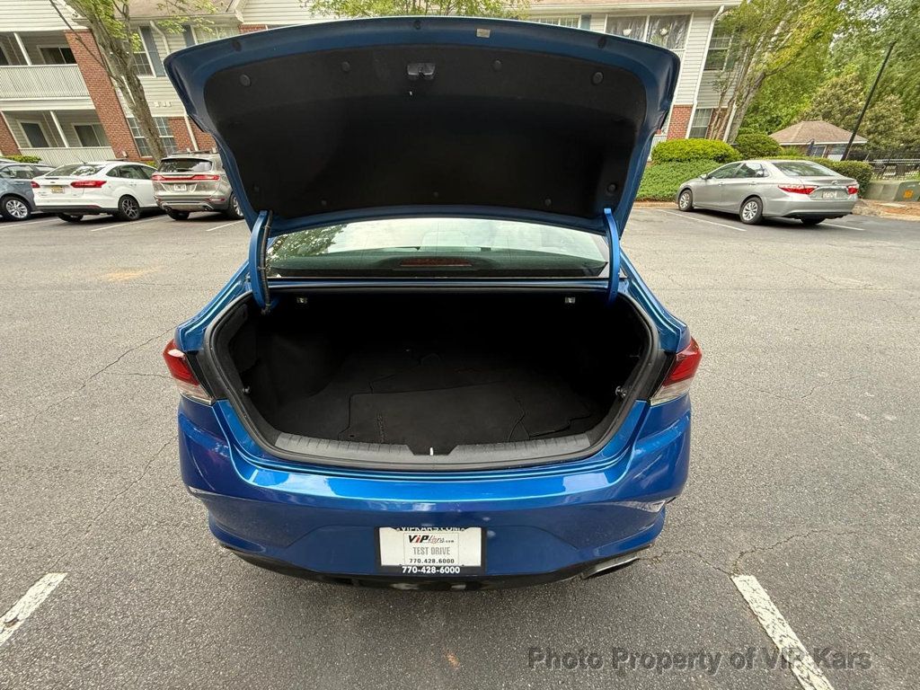 2018 Hyundai Sonata SE 2.4L - 23022507 - 19