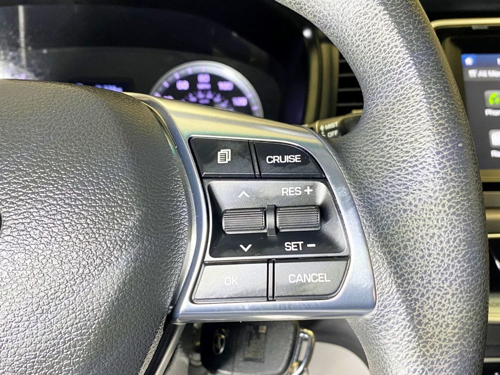 2018 Hyundai Sonata SE 2.4L - 22940663 - 26