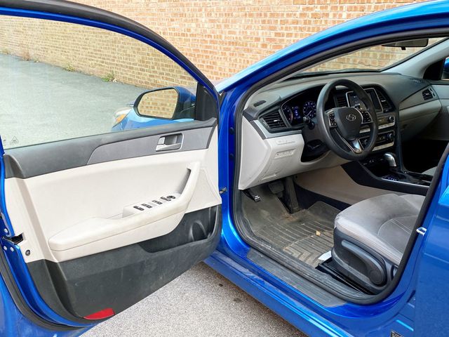 2018 Hyundai Sonata SE 2.4L - 22940663 - 4