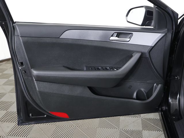 2018 Hyundai Sonata SE 2.4L - 23085178 - 19