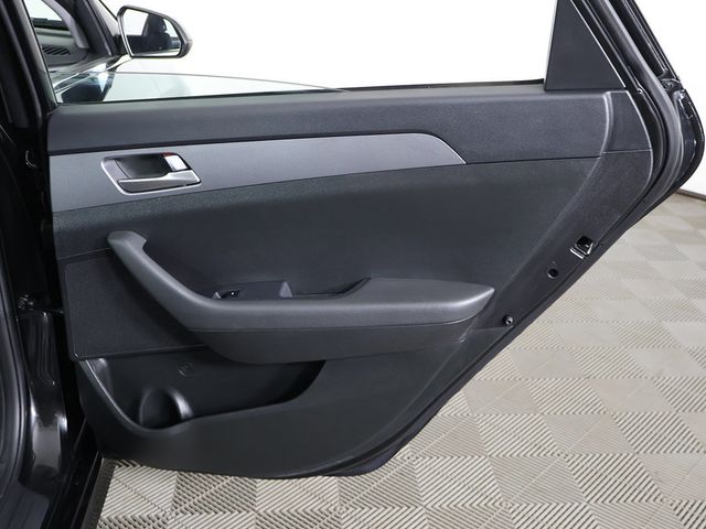 2018 Hyundai Sonata SE 2.4L - 23085178 - 22