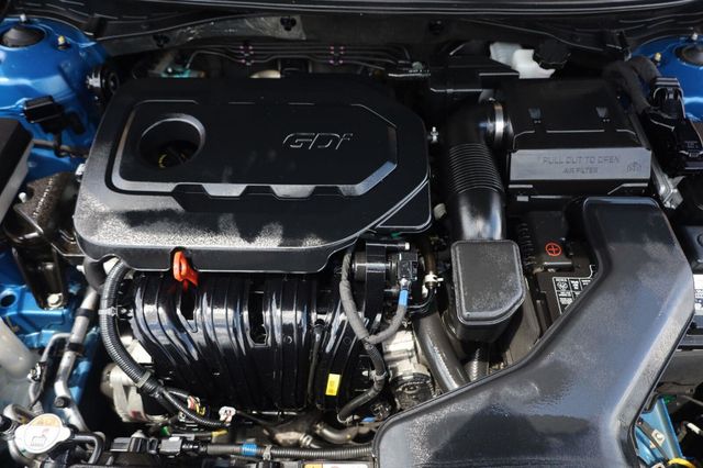 2018 Hyundai Sonata SEL - 23063561 - 10
