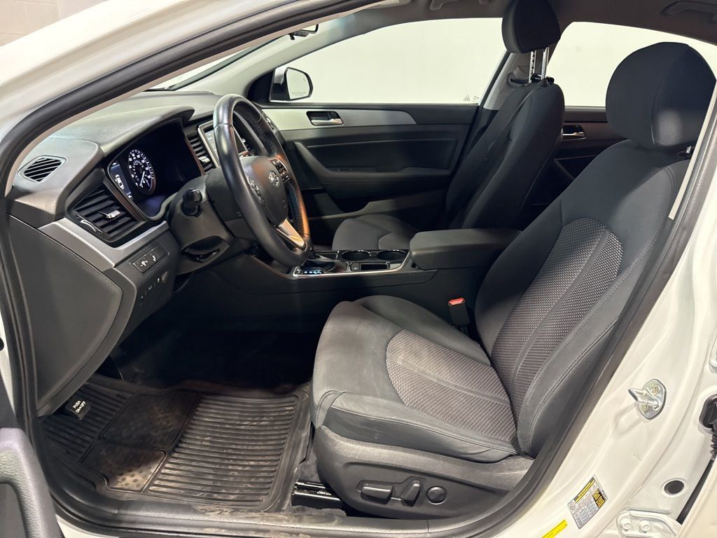 2018 Hyundai Sonata SEL 2.4L - 23033880 - 20