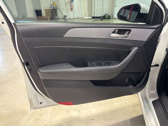 2018 Hyundai Sonata SEL 2.4L - 23033880 - 24