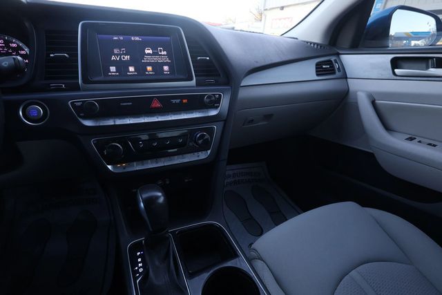 2018 Hyundai Sonata SEL Sedan 4D - 22944946 - 15