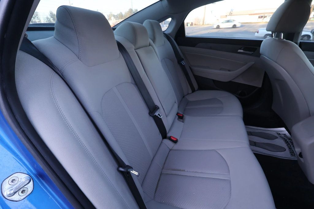 2018 Hyundai Sonata SEL Sedan 4D - 22944946 - 24