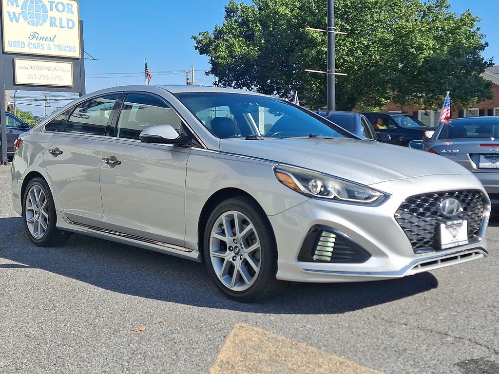 2018 Hyundai Sonata Sport 2.0T photo 3