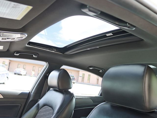 2018 Hyundai Sonata Sport 2.0T - 23029273 - 22