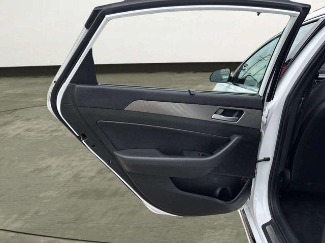 2018 Hyundai Sonata Sport 2.0T - 22991126 - 12