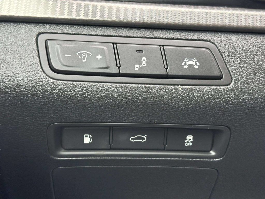 2018 Hyundai Sonata Sport 2.0T - 22991126 - 32