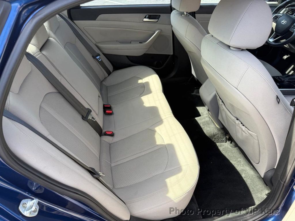 2018 Hyundai Sonata Sport 2.4L - 22981918 - 18