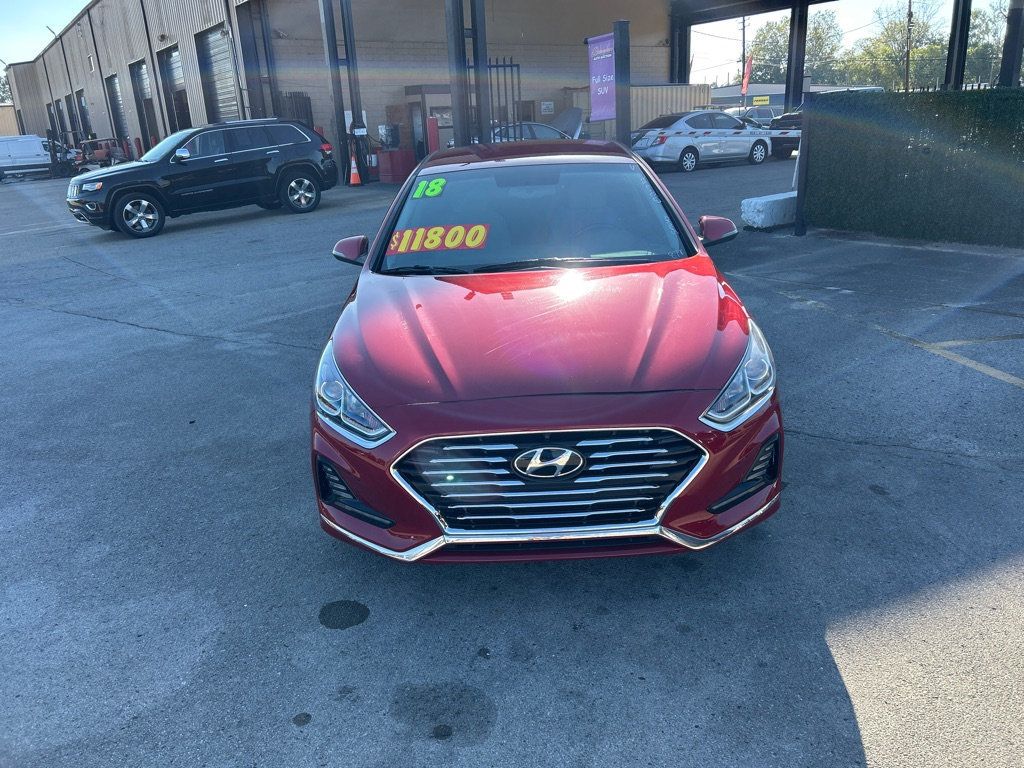 2018 Hyundai Sonata Sport photo 2