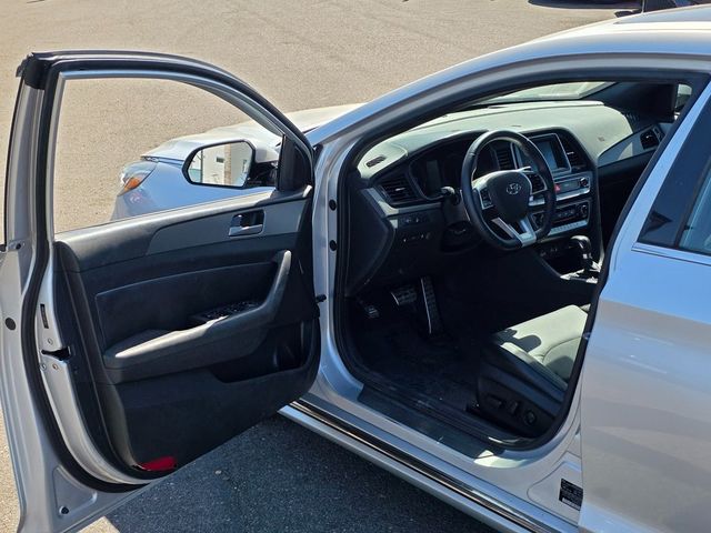 2018 Hyundai Sonata Sport 2.4L - 22930876 - 34