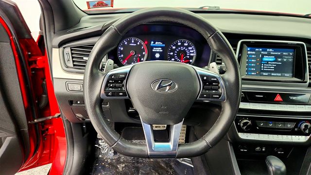 2018 Hyundai Sonata Sport 2.4L *Ltd Avail* - 22978757 - 11