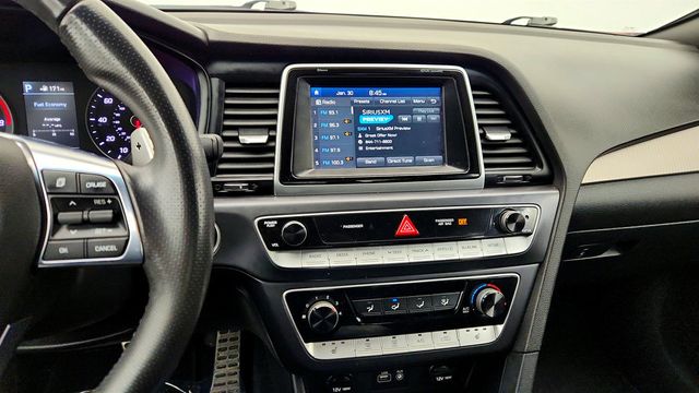 2018 Hyundai Sonata Sport 2.4L *Ltd Avail* - 22978757 - 15