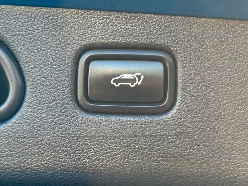 2018 Hyundai Tucson Limited AWD - 22880874 - 11