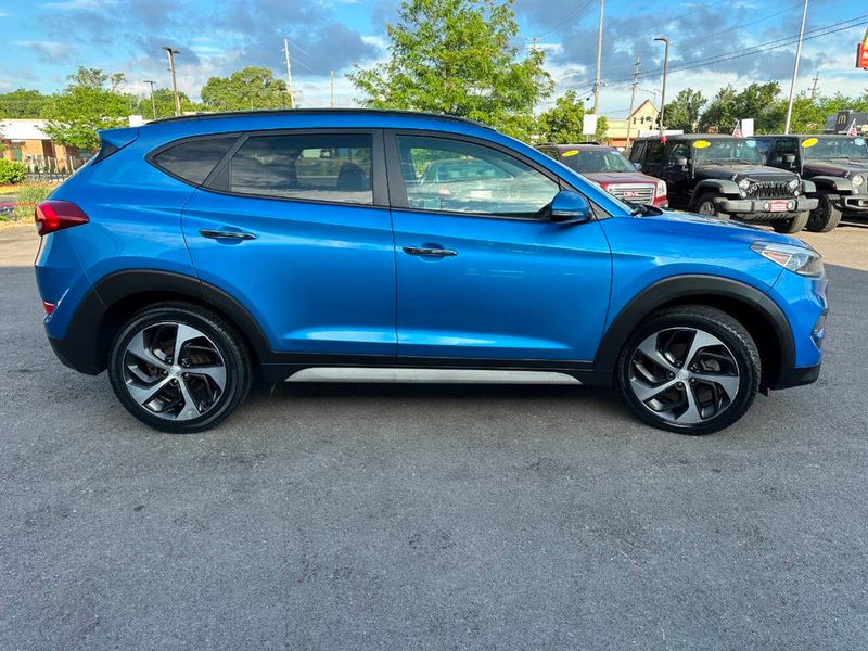 2018 Hyundai Tucson Limited AWD - 22880874 - 13