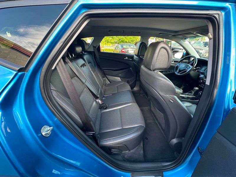 2018 Hyundai Tucson Limited AWD - 22880874 - 24