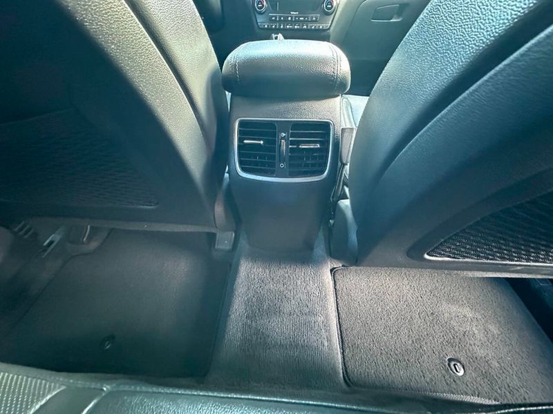 2018 Hyundai Tucson Limited AWD - 22880874 - 25