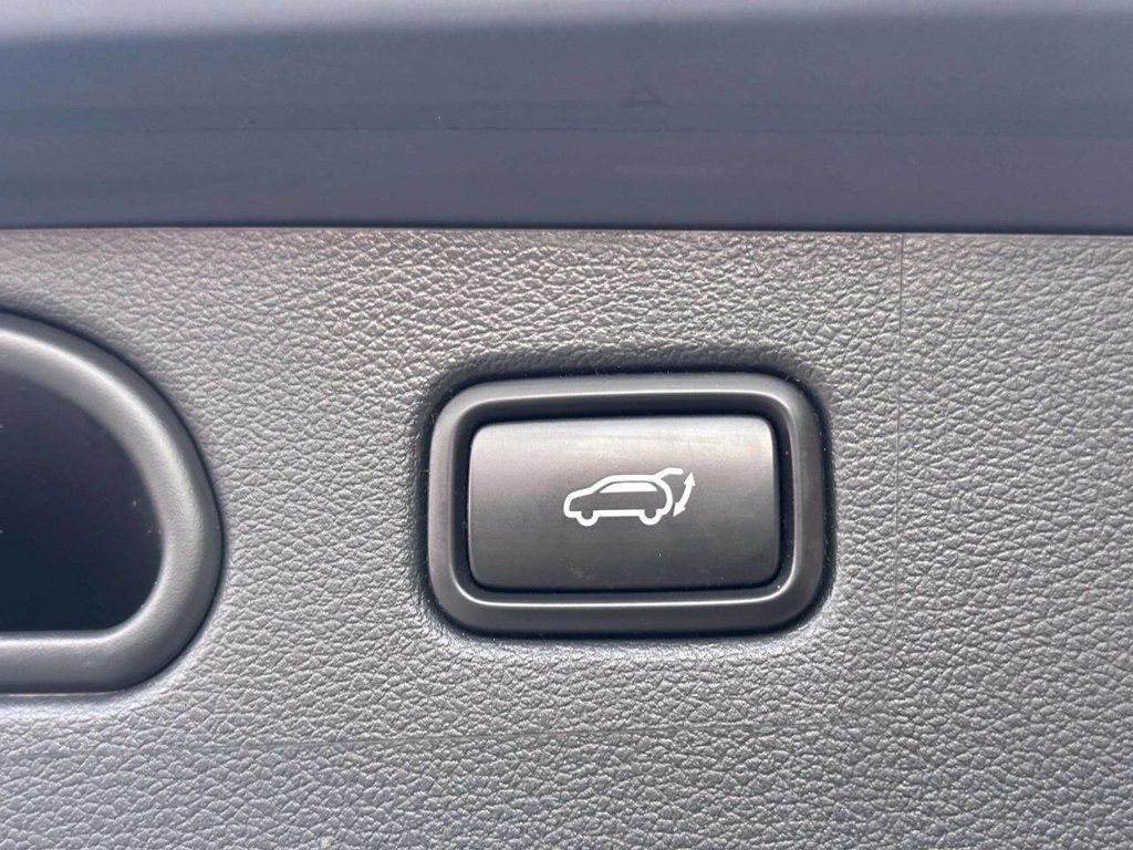 2018 Hyundai Tucson Limited AWD - 23043557 - 28
