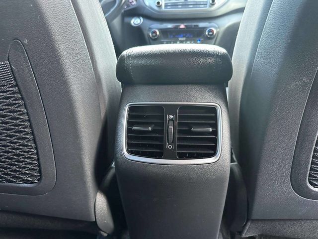 2018 Hyundai Tucson Limited AWD - 23043557 - 31