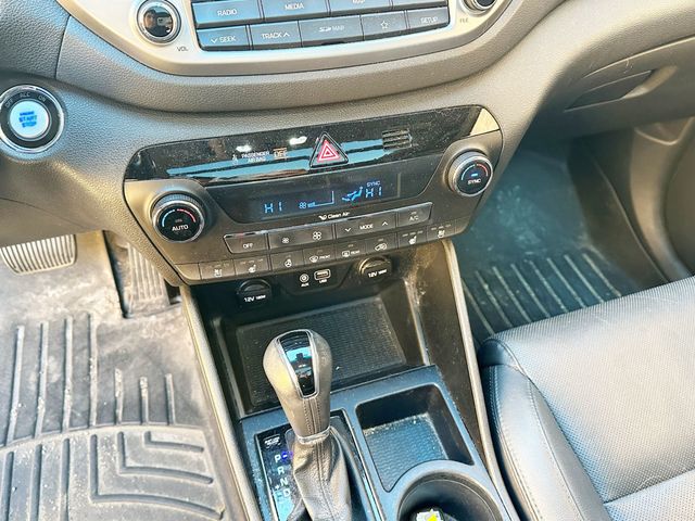 2018 Hyundai Tucson Limited AWD - 23096793 - 11