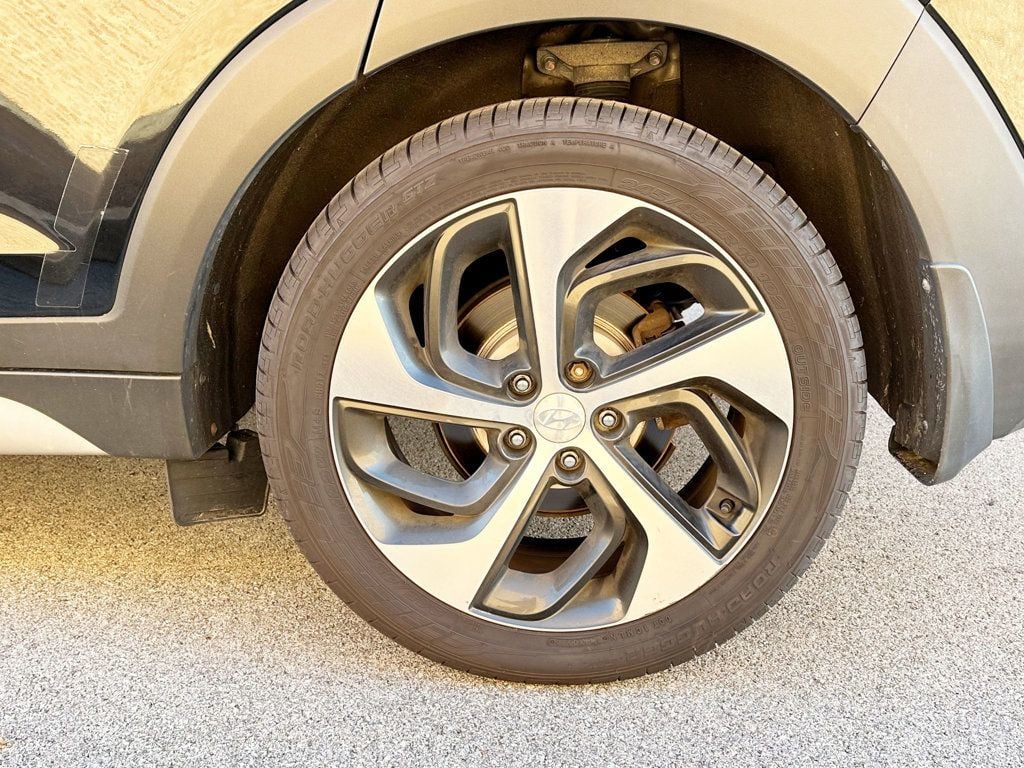 2018 Hyundai Tucson Limited AWD - 23096793 - 16