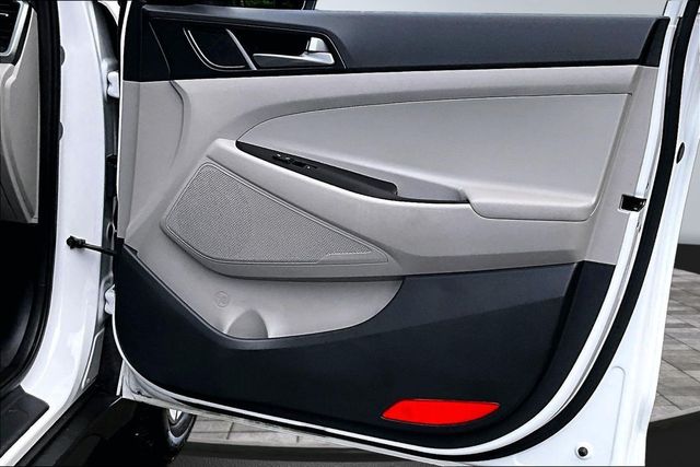 2018 Hyundai Tucson SE AWD - 23026556 - 16