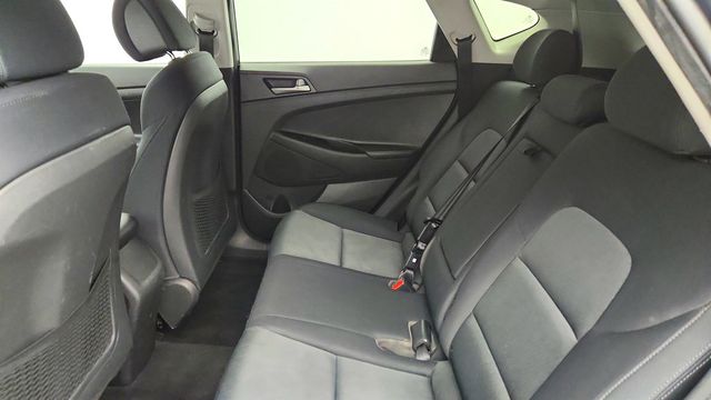 2018 Hyundai Tucson SE AWD - 22973011 - 19