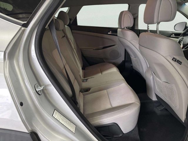 2018 Hyundai Tucson SE FWD - 23020822 - 17