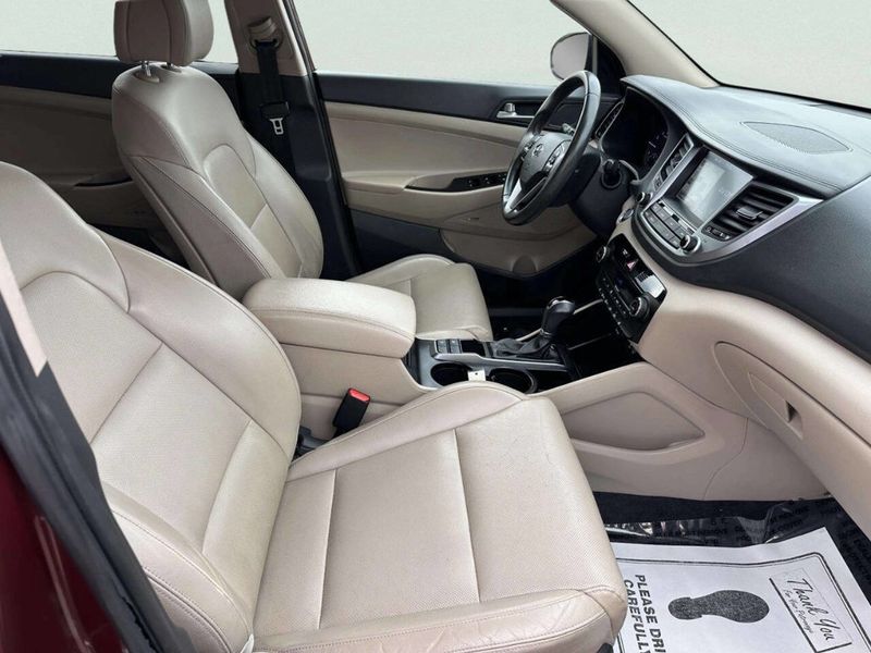 2018 Hyundai Tucson SEL 4dr SUV - 22963302 - 19