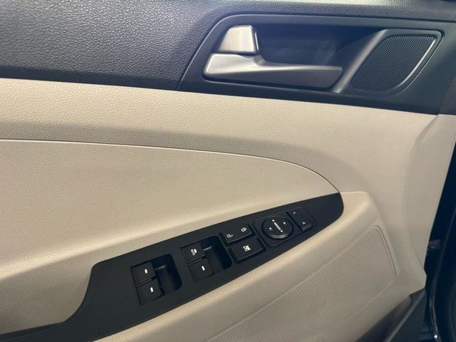 2018 Hyundai Tucson SEL AWD - 23007356 - 12