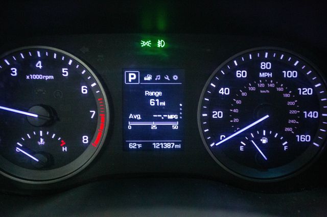 2018 Hyundai Tucson SEL FWD - 22994013 - 4