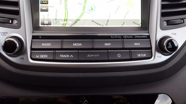 2018 Hyundai Tucson SEL Plus AWD - 18291701 - 22