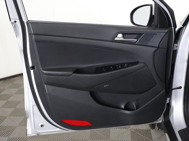 2018 Hyundai Tucson SEL Plus FWD - 22965302 - 20