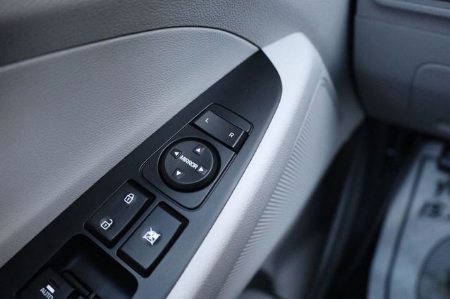 2018 Hyundai Tucson Value - 23069410 - 36
