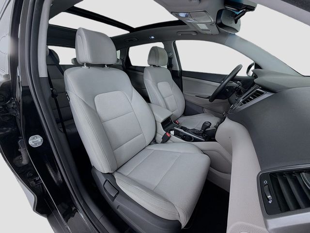 2018 Hyundai Tucson Value AWD - 23028896 - 27