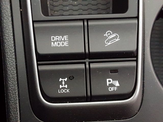 2018 Hyundai Tucson Value Edition w/Panoramic Roof - 18291677 - 23