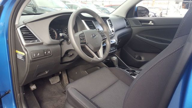 2018 Hyundai Tucson Value Edition w/Panoramic Roof - 18291696 - 15