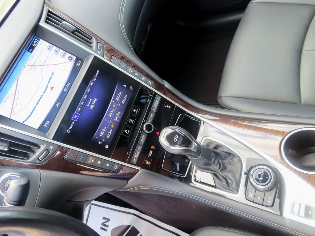 2018 Infiniti Q50 3.0t LUXE AWD photo 33
