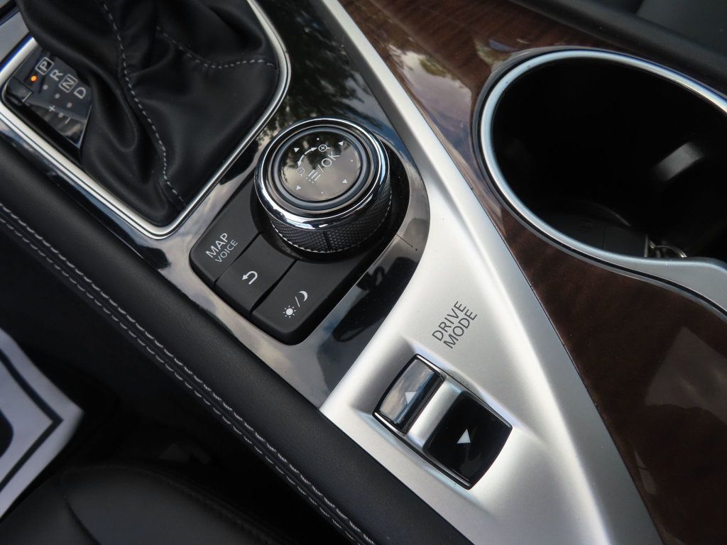 2018 Infiniti Q50 3.0t LUXE AWD photo 38